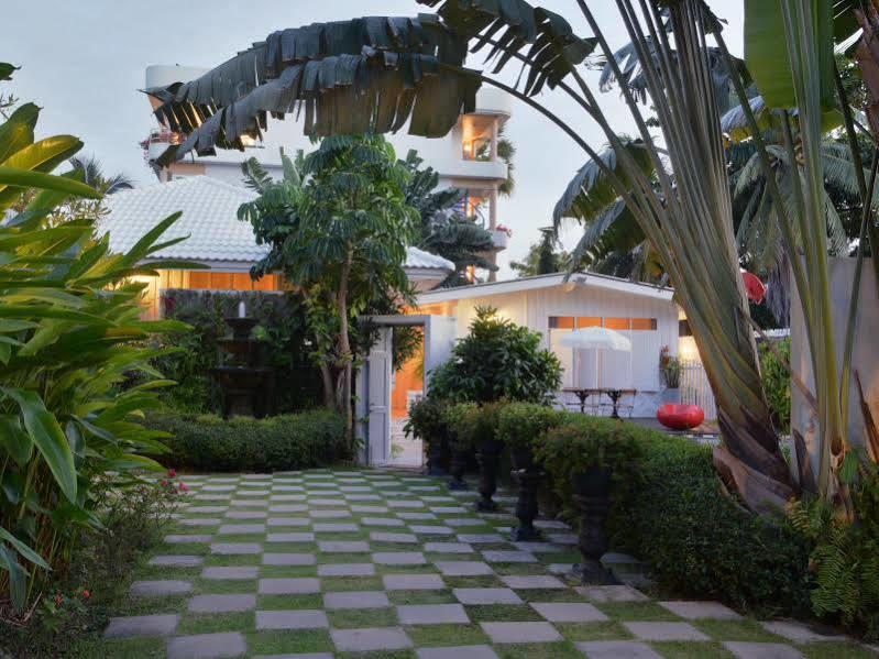 Hotel The Hen HHQ Exterior foto