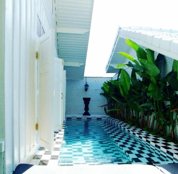 Hotel The Hen HHQ Exterior foto